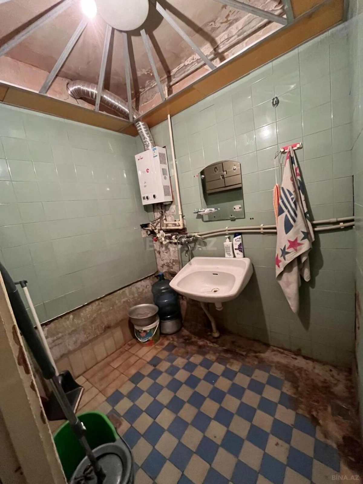 Satılır 2 otaqlı mənzil 65 m²