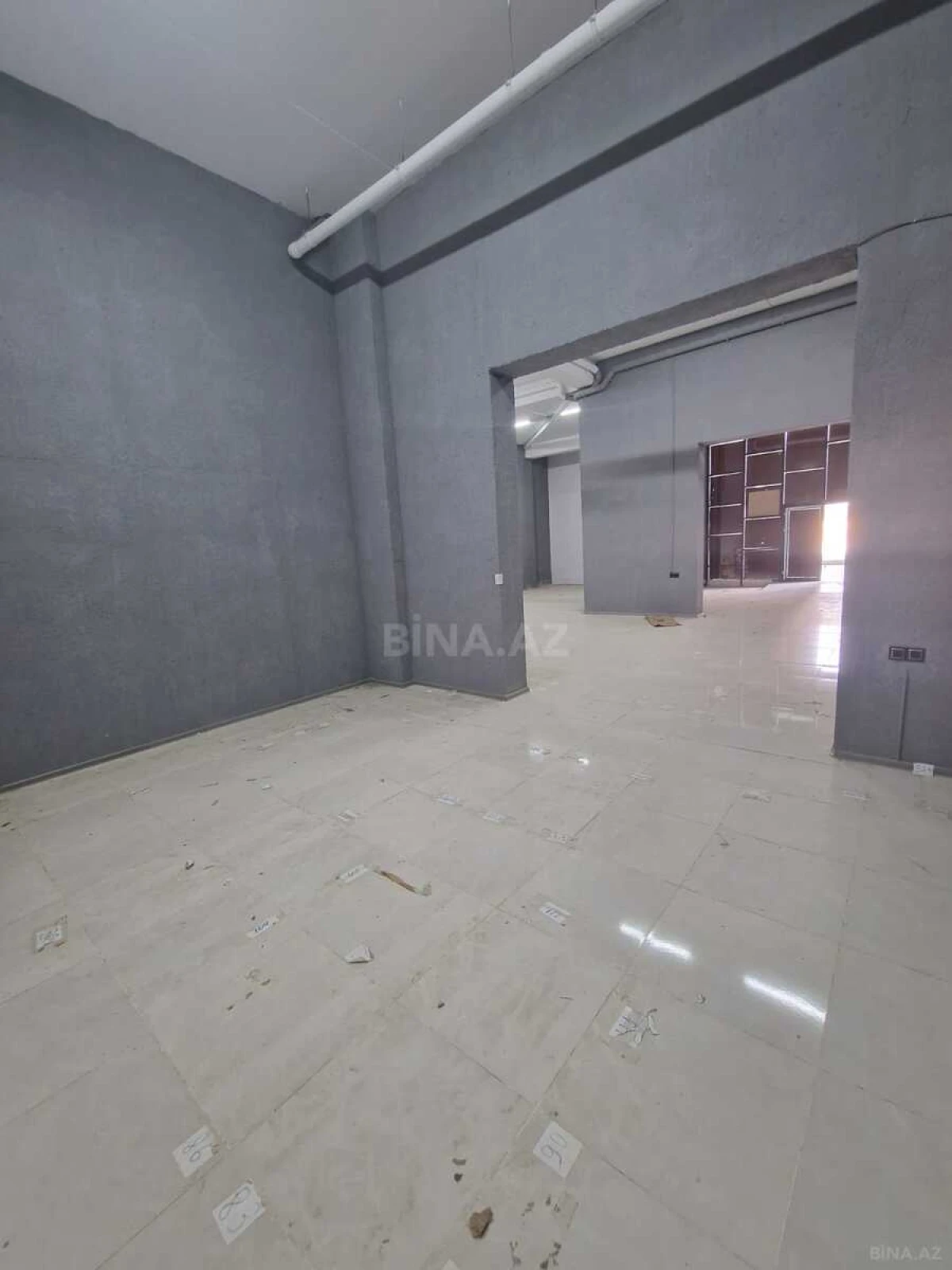 Kirayə verilir obyekt 240 m²