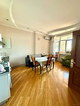 Satılır 2 otaqlı mənzil 108 m²