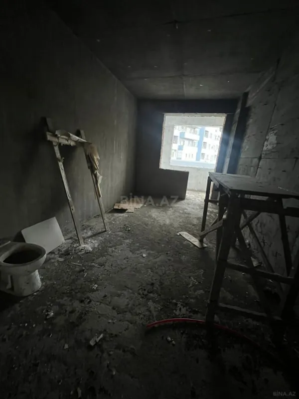 Satılır 3 otaqlı mənzil 139 m²