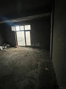 Satılır 3 otaqlı mənzil 139 m²