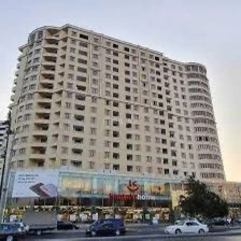 Satılır 3 otaqlı mənzil 139 m²