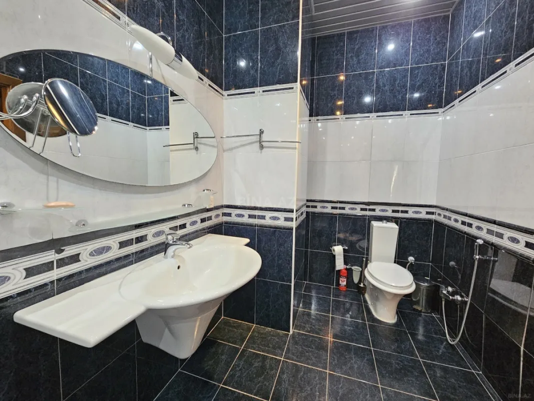 Kirayə verilir 4 otaqlı mənzil 180 m²