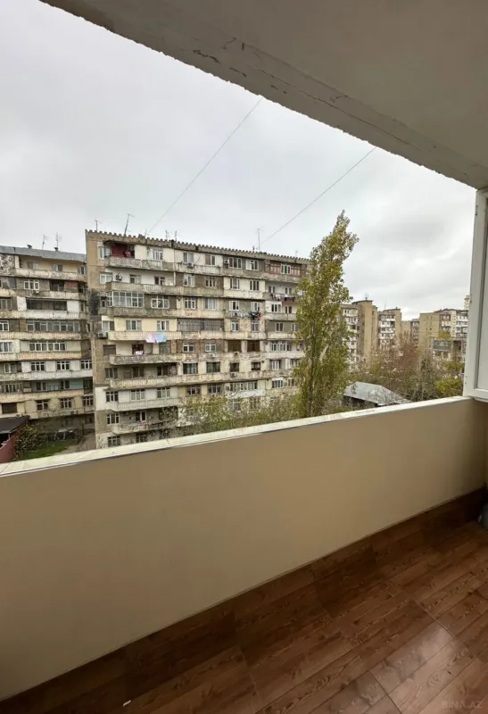 Satılır 5 otaqlı mənzil 110 m²
