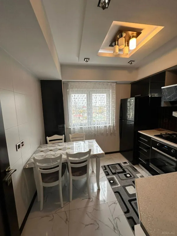 Satılır 5 otaqlı mənzil 110 m²
