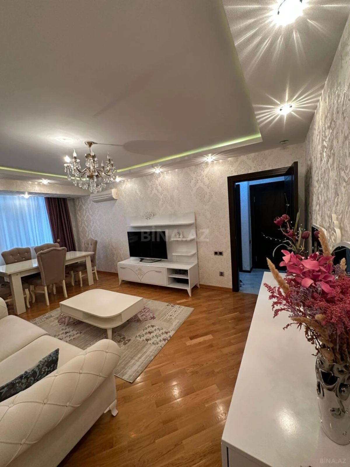 Satılır 5 otaqlı mənzil 110 m²