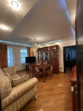 Satılır 5 otaqlı mənzil 110 m²