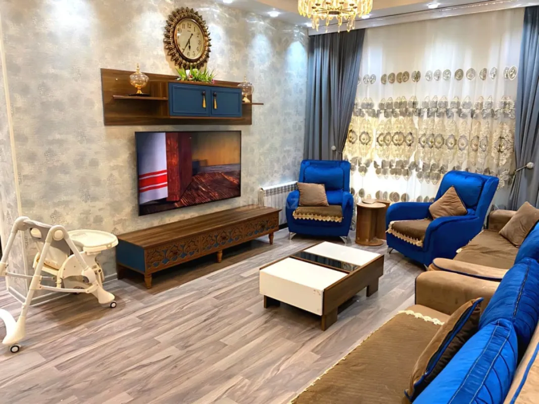 Satılır 4 otaqlı mənzil 149 m²