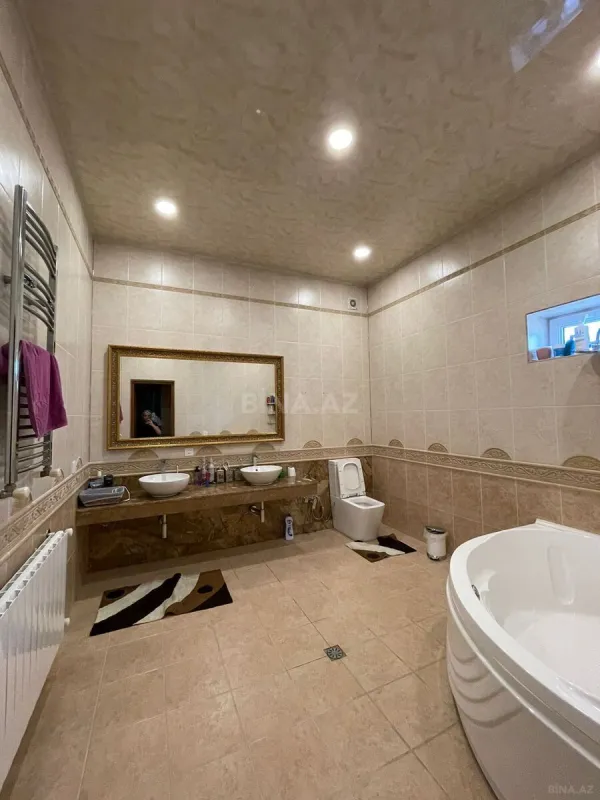 Kirayə verilir 6 otaqlı həyət evi 600 m²