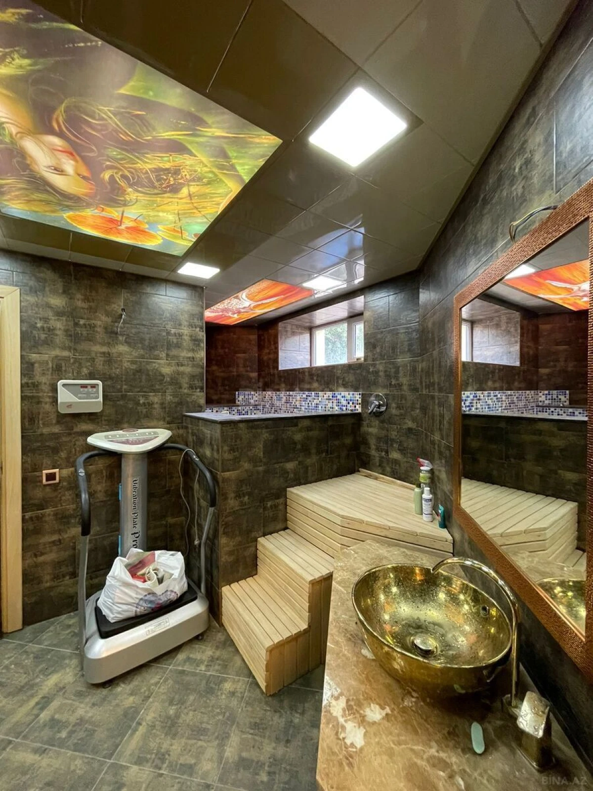 Kirayə verilir 6 otaqlı həyət evi 600 m²