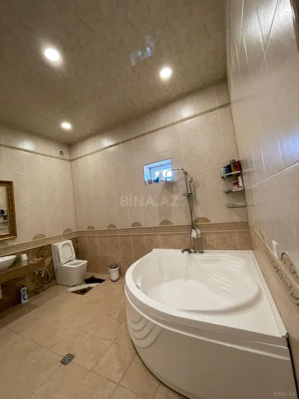 Kirayə verilir 6 otaqlı həyət evi 600 m²