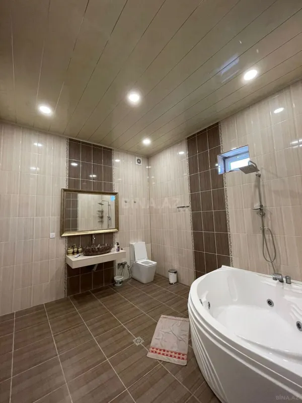 Kirayə verilir 6 otaqlı həyət evi 600 m²