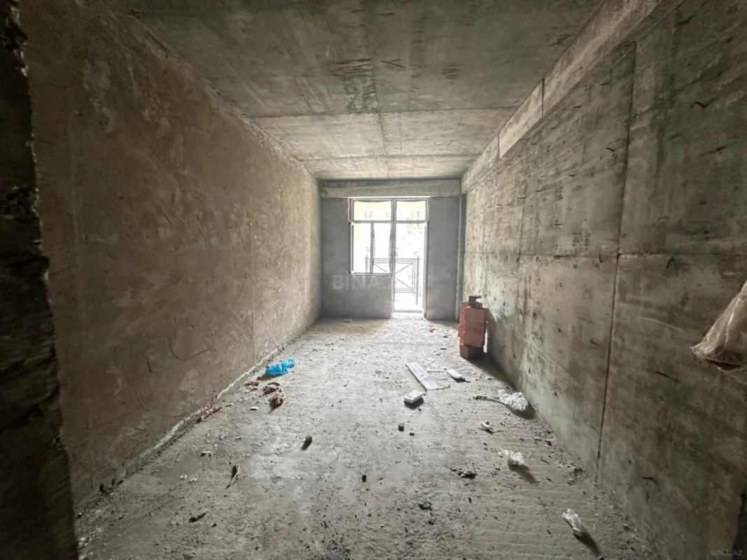 Satılır 3 otaqlı mənzil 134 m²