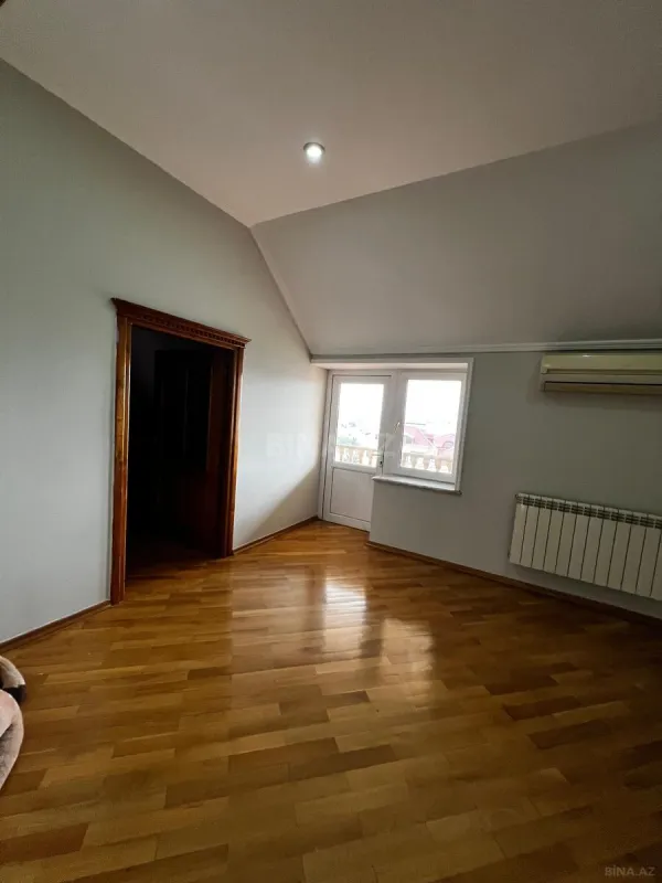 Satılır 4 otaqlı həyət evi 400 m²