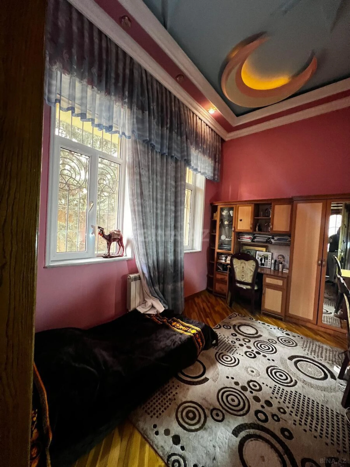 Satılır 4 otaqlı həyət evi 400 m²