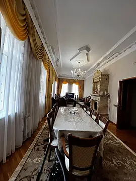 Satılır 4 otaqlı həyət evi 400 m²