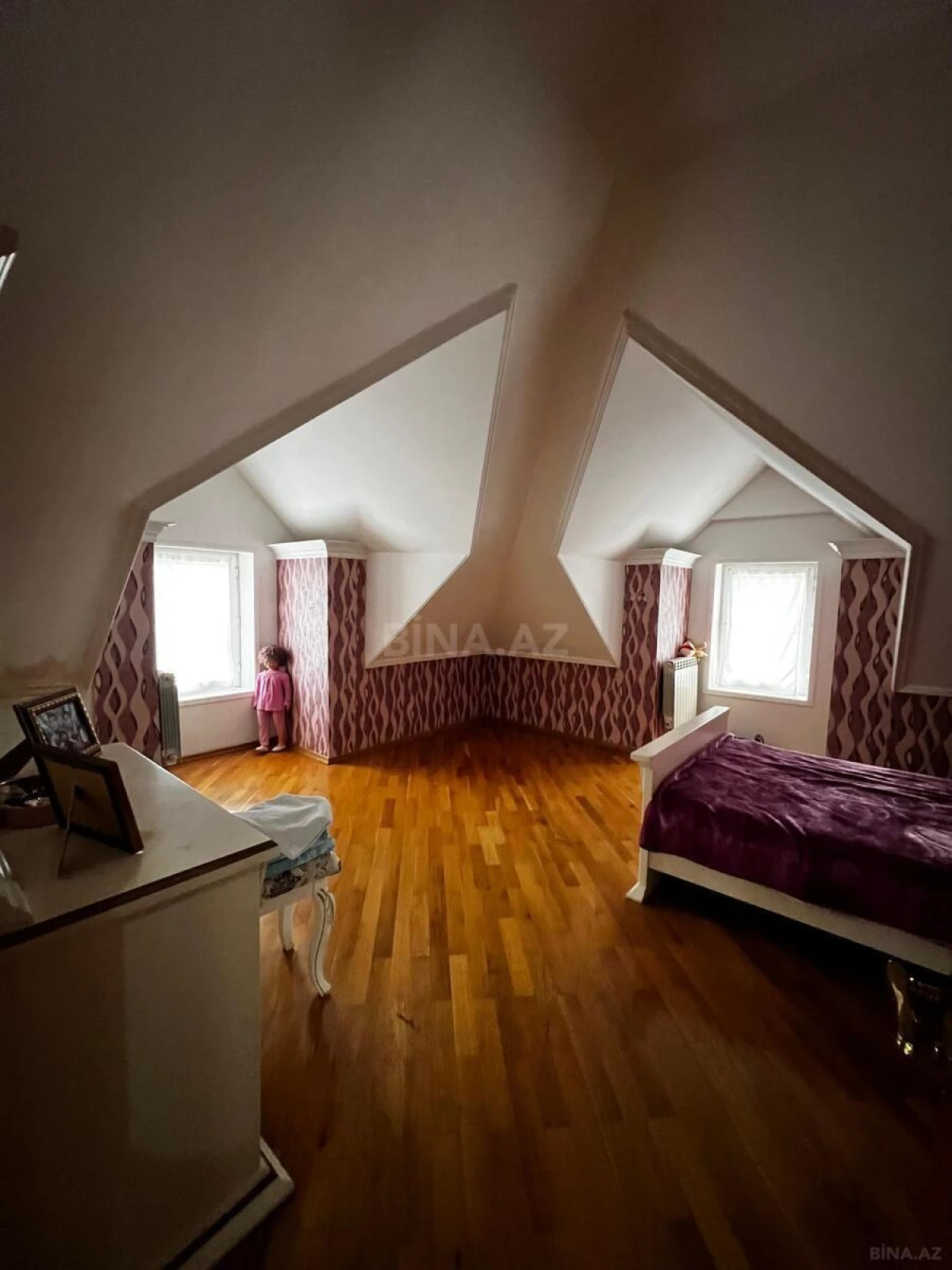 Satılır 4 otaqlı həyət evi 400 m²