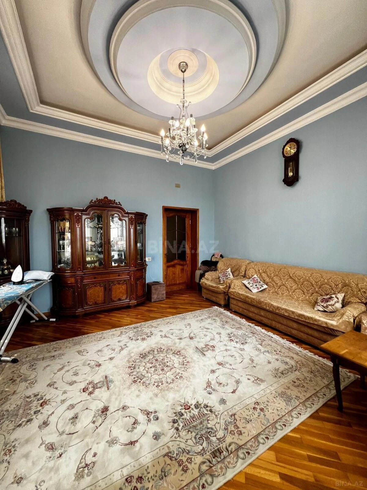 Satılır 4 otaqlı həyət evi 400 m²