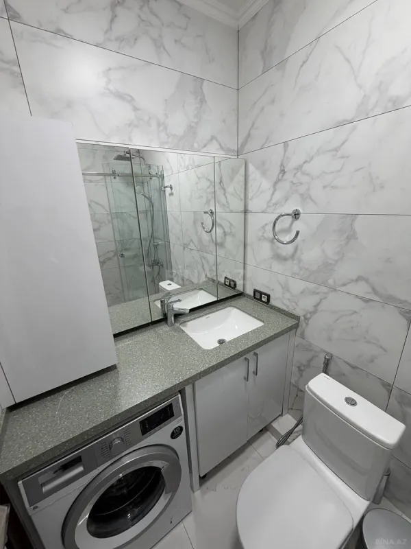 Kirayə verilir 4 otaqlı mənzil 150 m²