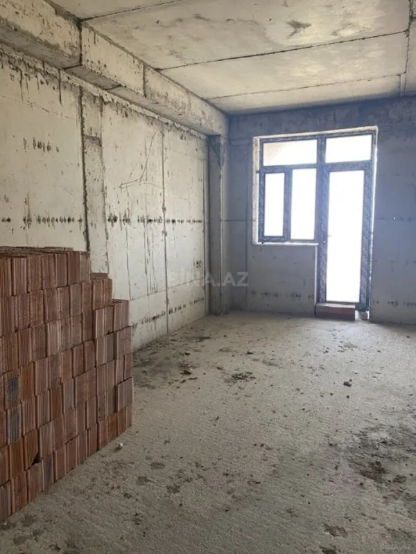 Satılır 2 otaqlı mənzil 120 m²