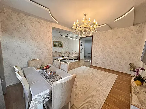 Satılır 3 otaqlı mənzil 90 m²