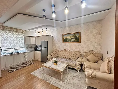 Satılır 3 otaqlı mənzil 90 m²
