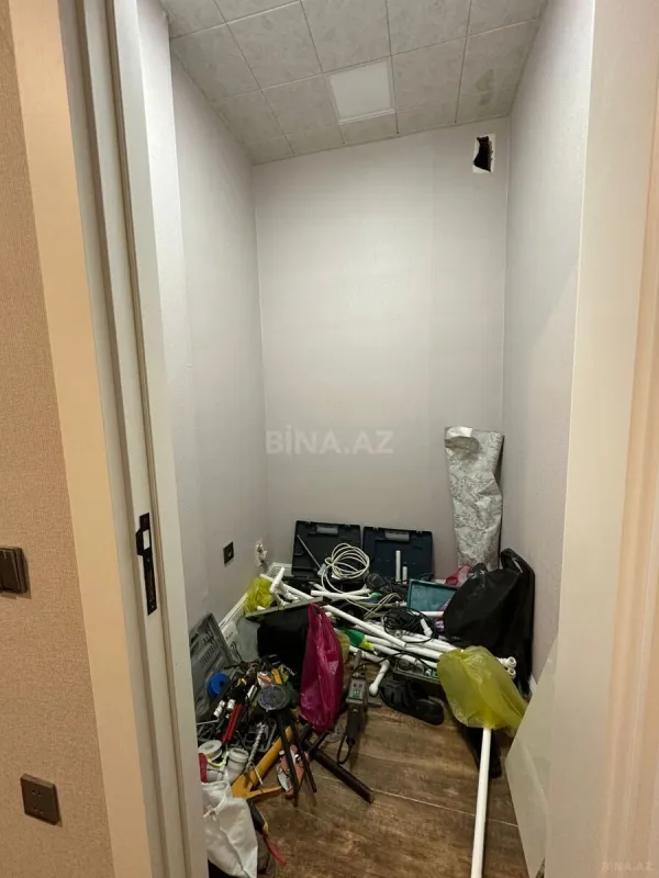 Satılır 2 otaqlı mənzil 98 m²