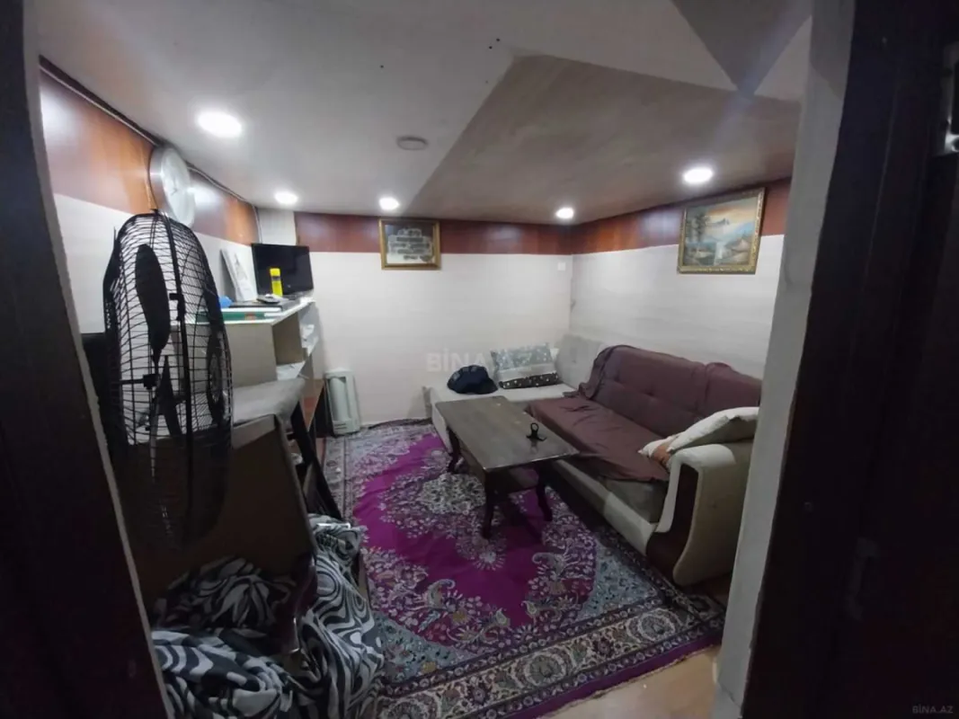 Satılır obyekt 200 m²