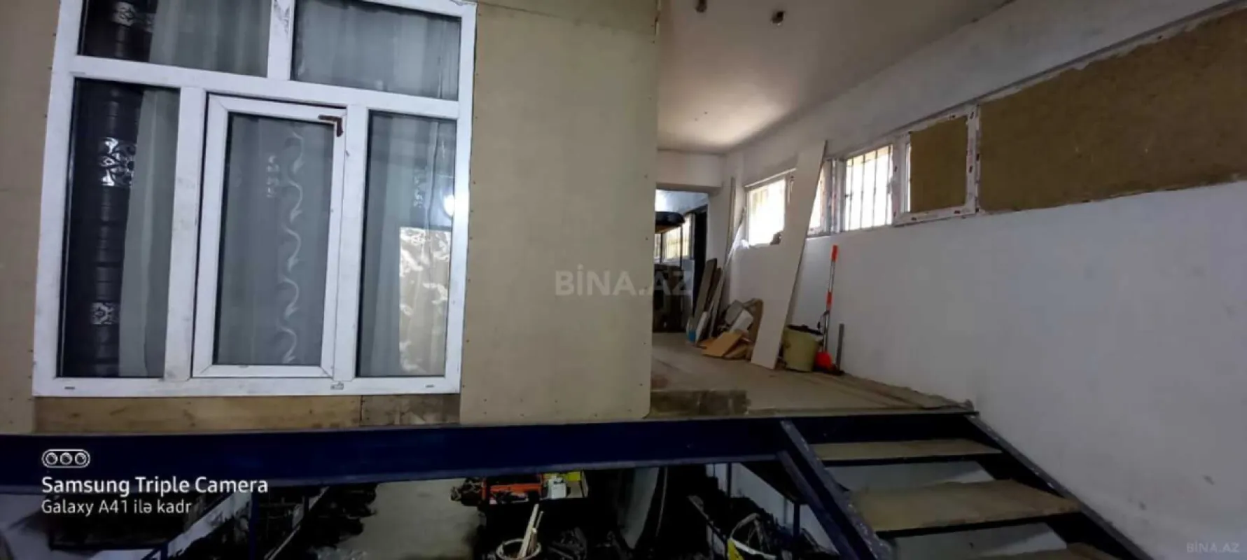 Satılır obyekt 200 m²