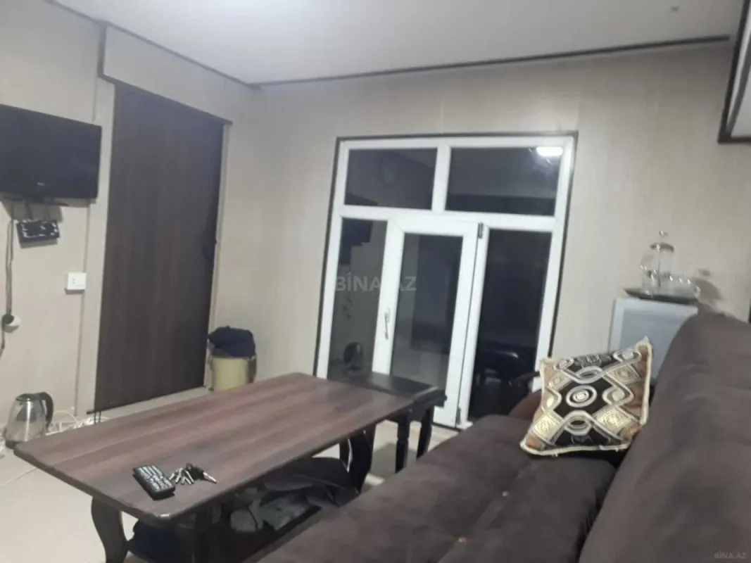 Satılır obyekt 200 m²