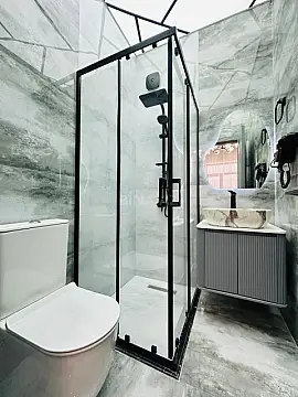 Satılır 5 otaqlı həyət evi 170 m²