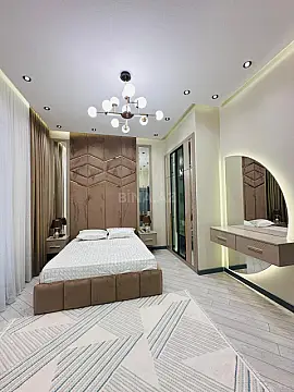 Satılır 5 otaqlı həyət evi 170 m²