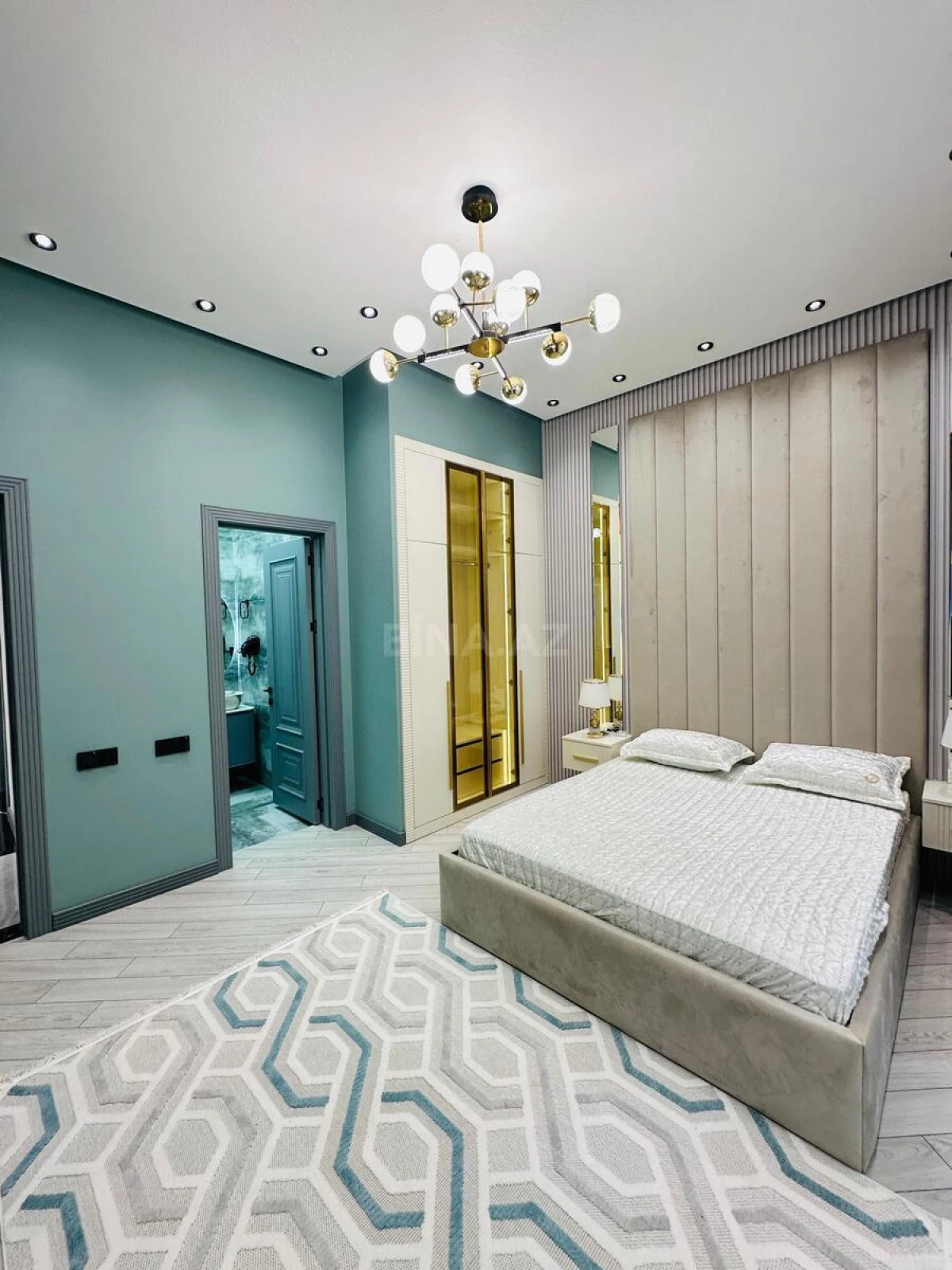 Satılır 5 otaqlı həyət evi 170 m²