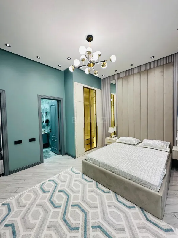 Satılır 5 otaqlı həyət evi 170 m²