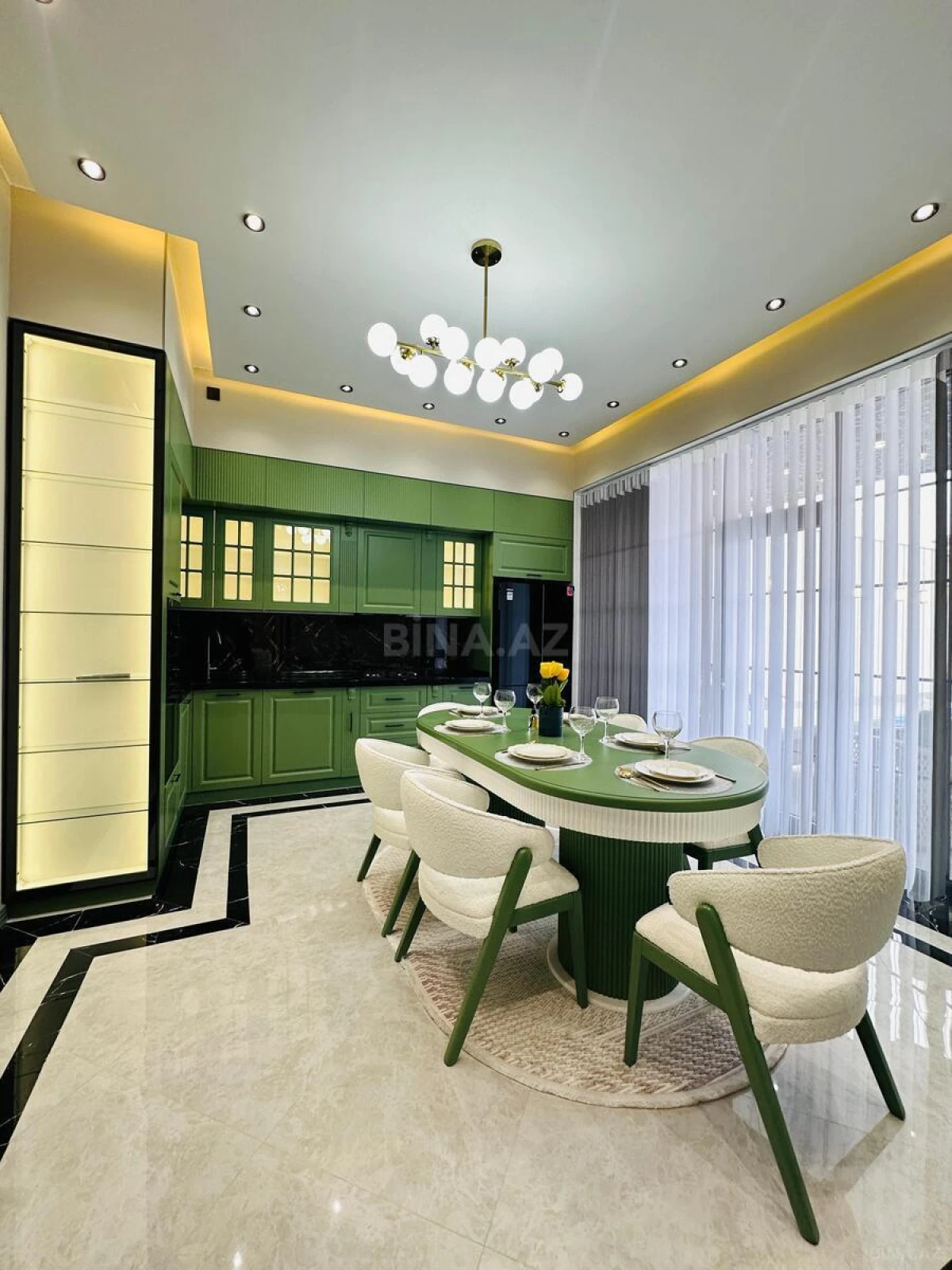 Satılır 5 otaqlı həyət evi 170 m²