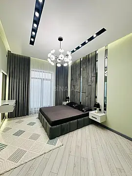 Satılır 5 otaqlı həyət evi 170 m²