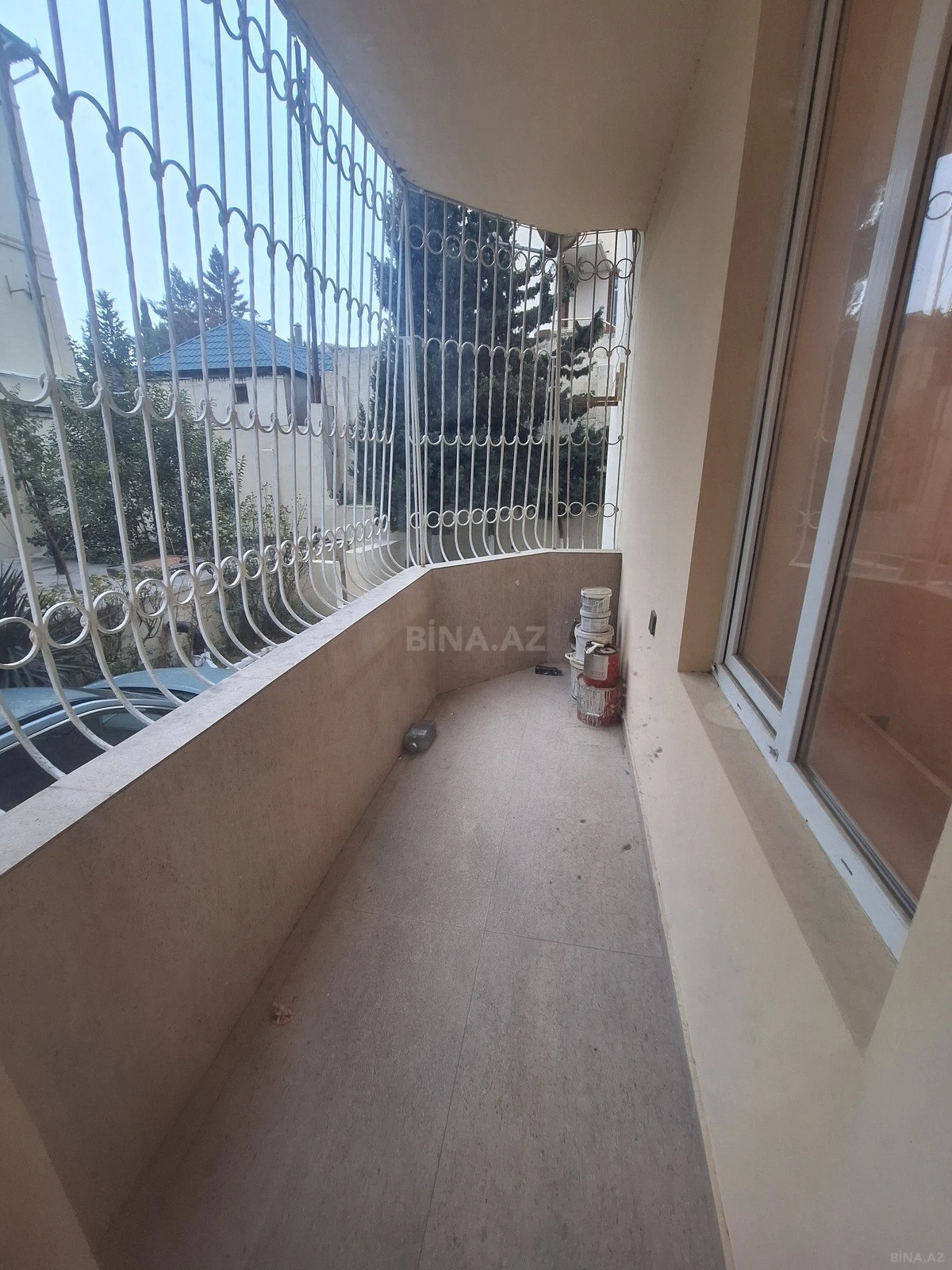 Satılır 4 otaqlı mənzil 160 m²