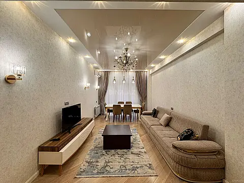 Satılır 3 otaqlı mənzil 120 m²