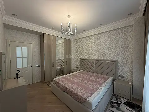 Satılır 3 otaqlı mənzil 120 m²