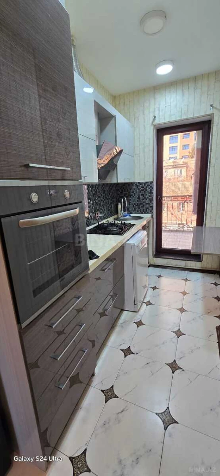 Kirayə verilir 3 otaqlı mənzil 80 m²