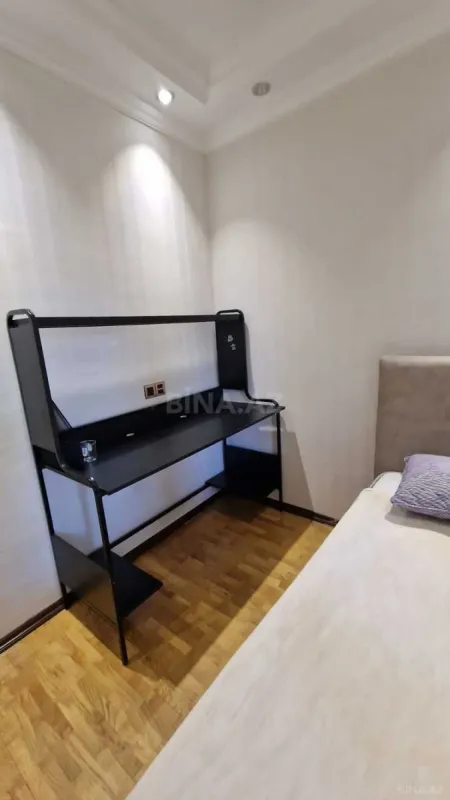 Kirayə verilir 3 otaqlı mənzil 80 m²