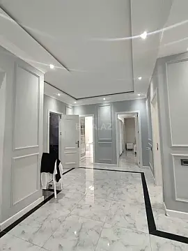 Satılır 3 otaqlı mənzil 150 m²