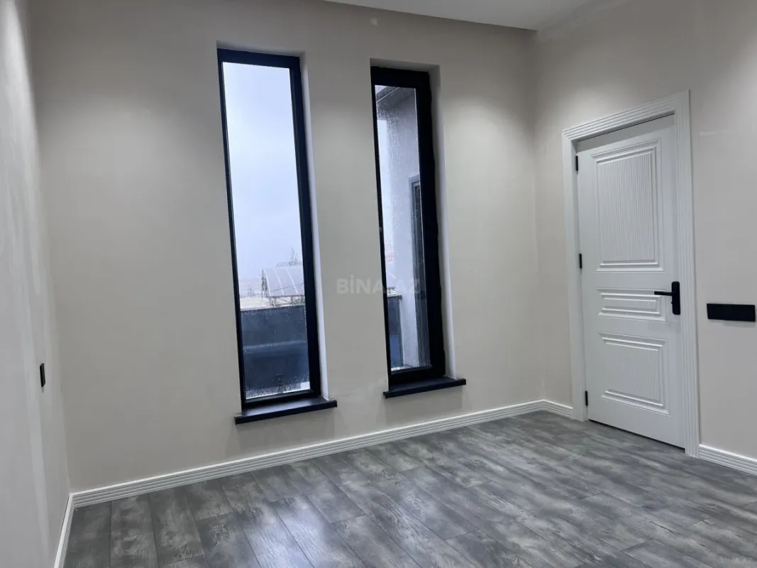 Satılır 4 otaqlı həyət evi 200 m²