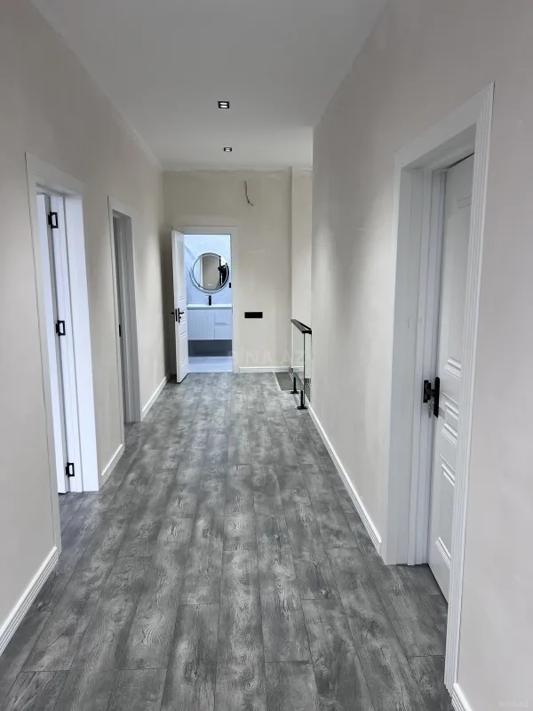 Satılır 4 otaqlı həyət evi 200 m²