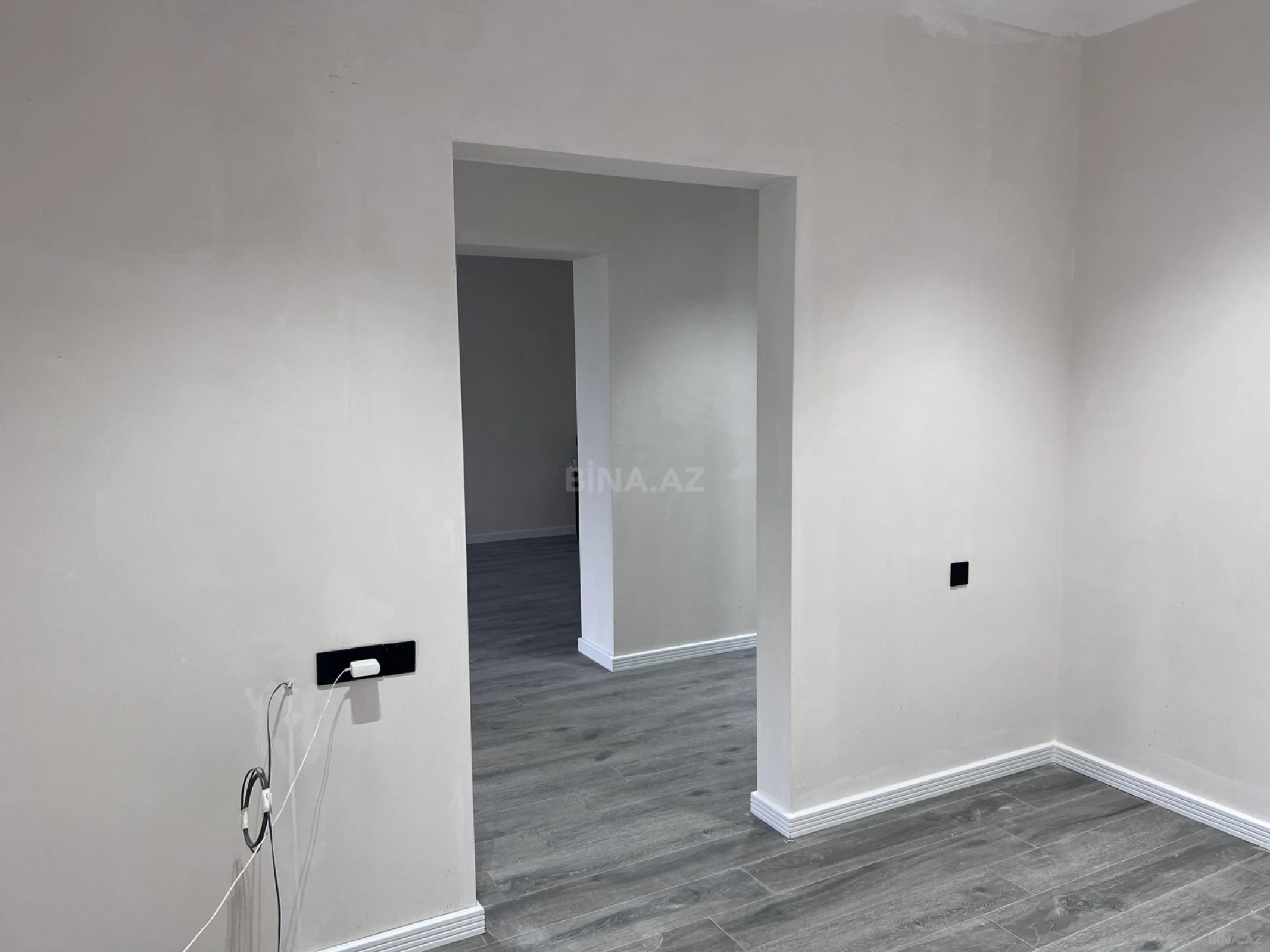 Satılır 4 otaqlı həyət evi 200 m²