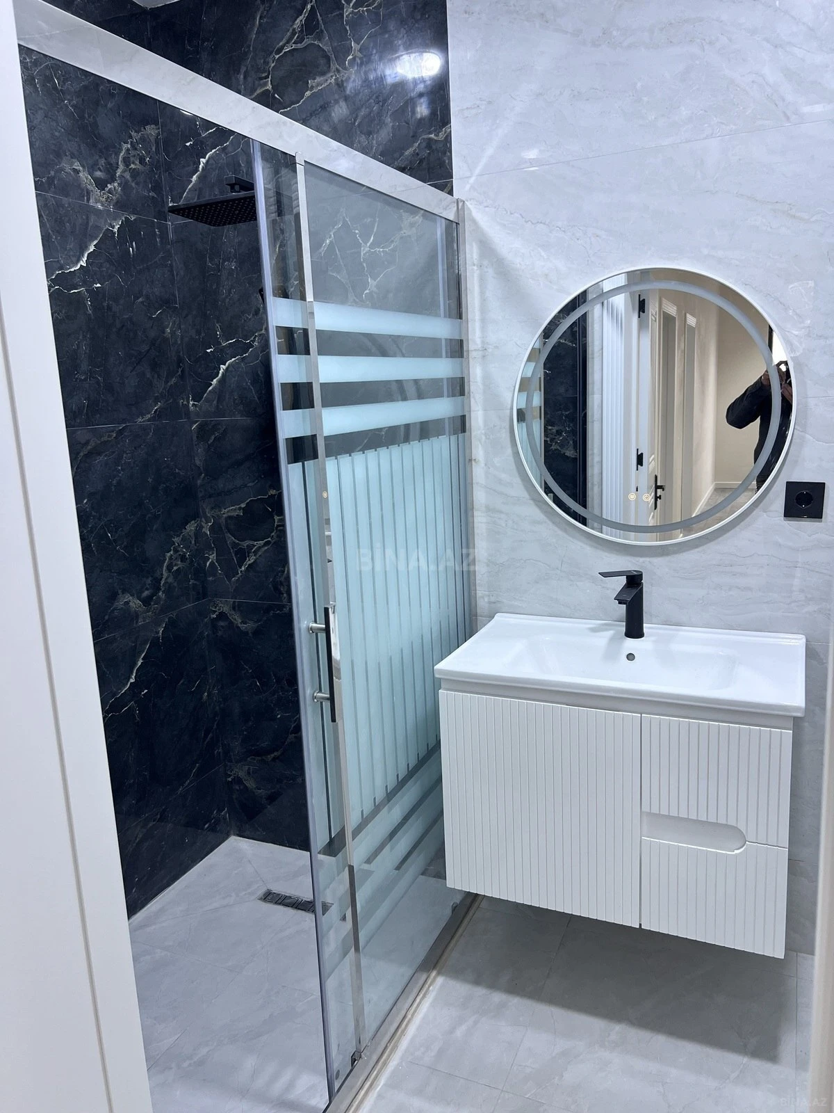 Satılır 4 otaqlı həyət evi 200 m²