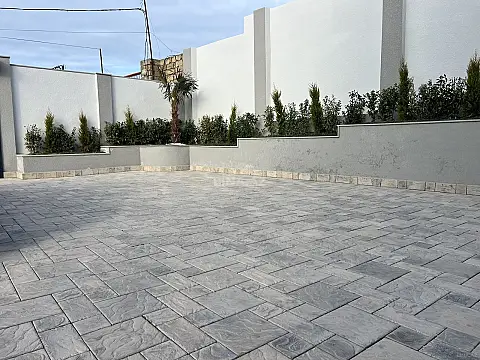 Satılır 4 otaqlı həyət evi 200 m²