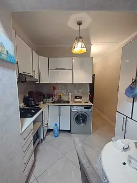 Satılır 4 otaqlı mənzil 100 m²
