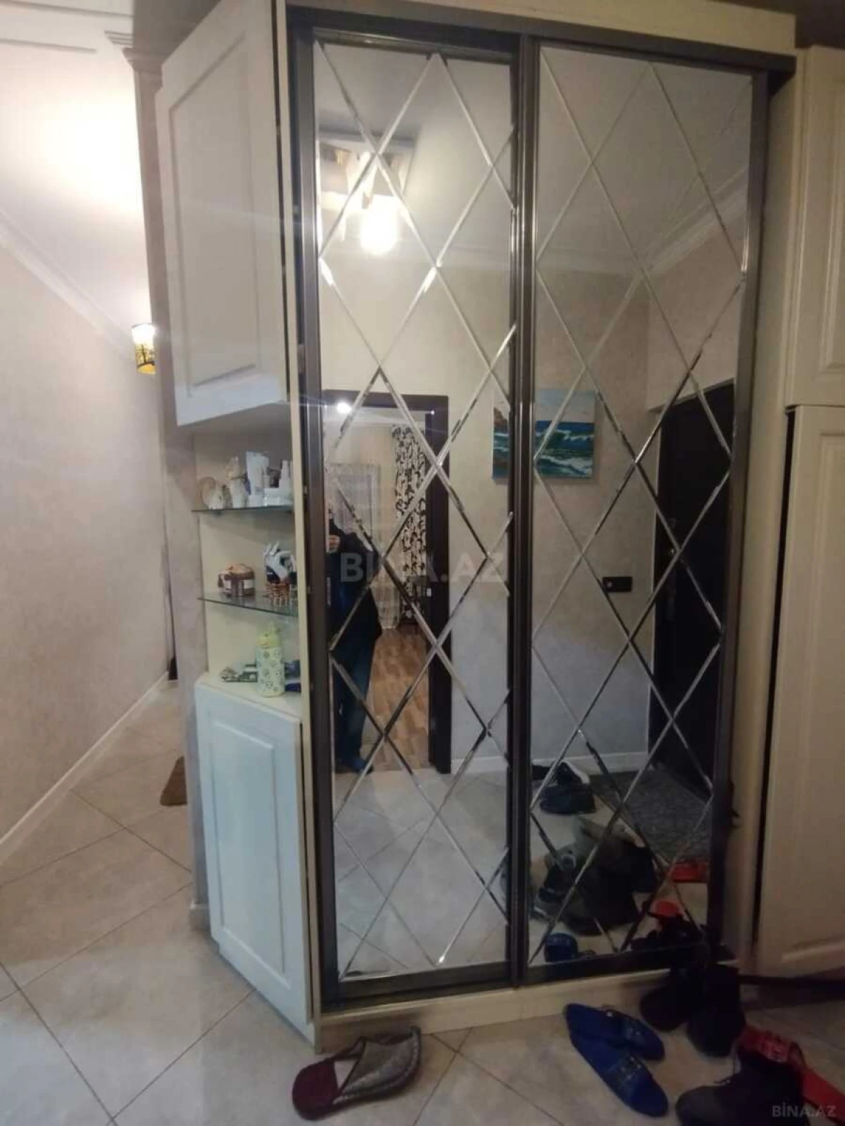 Satılır 4 otaqlı mənzil 100 m²