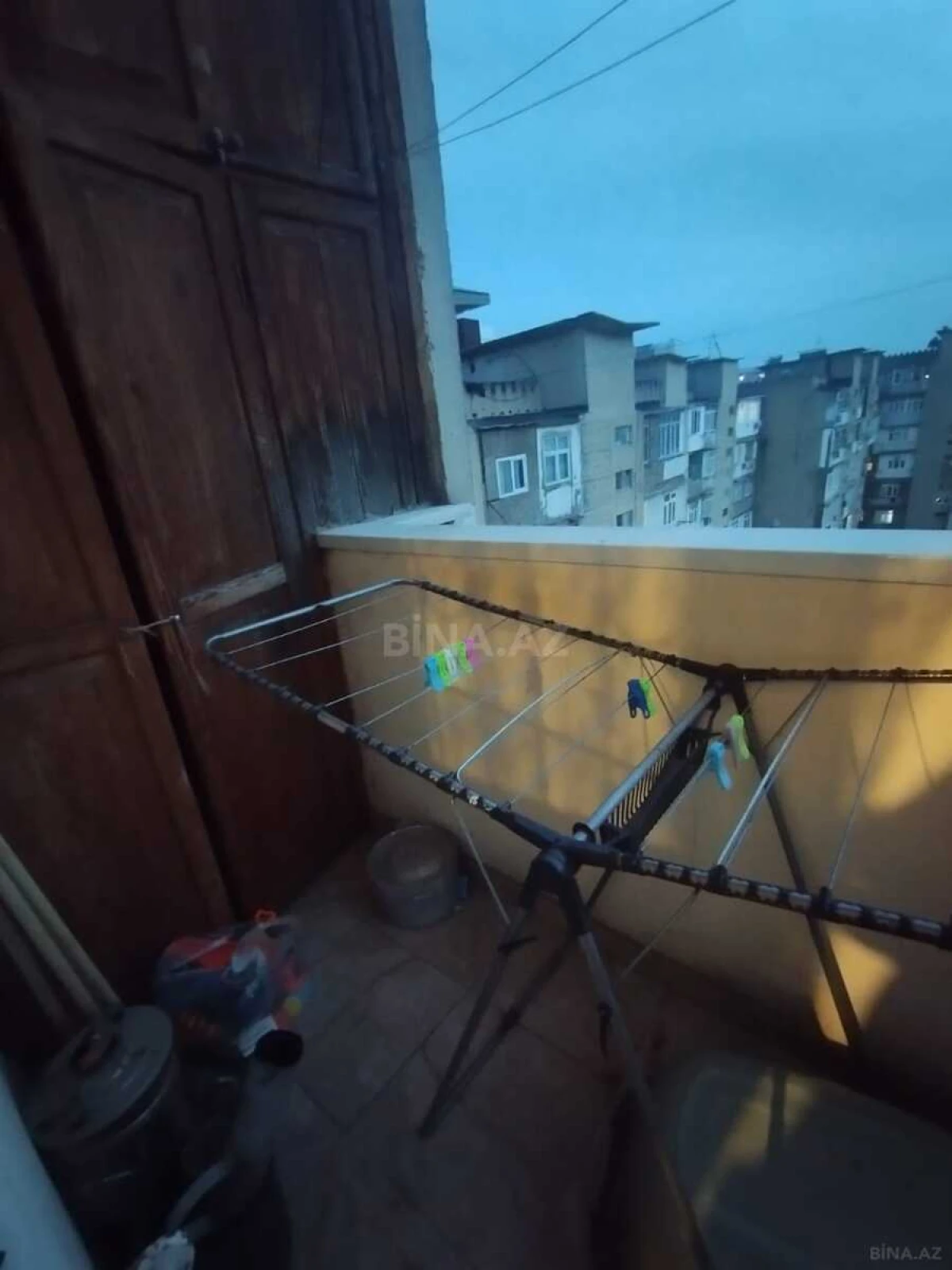 Satılır 4 otaqlı mənzil 100 m²